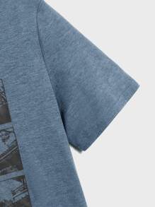Manfinity VCAY Men Graphic Print Tee - Dusty Blue - View 3
