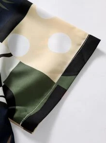 Manfinity Men Plants Print Shirt & Drawstring Waist Shorts Without Tee - Multicolor - View 3