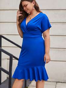 SHEIN Clasi Plus Surplice Neck Mermaid Hem Dress - Royal Blue - View 4