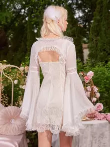 ROMWE Fairycore Contrast Lace Bell Sleeve Top - White - View 7