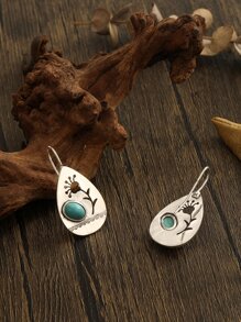 Turquoise Decor Flower Hollow Out Stud Earrings