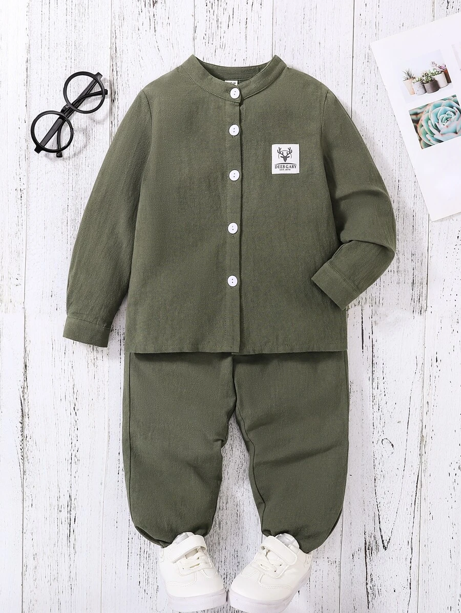 SHEIN 小男童卡通圖案襯衫和褲子