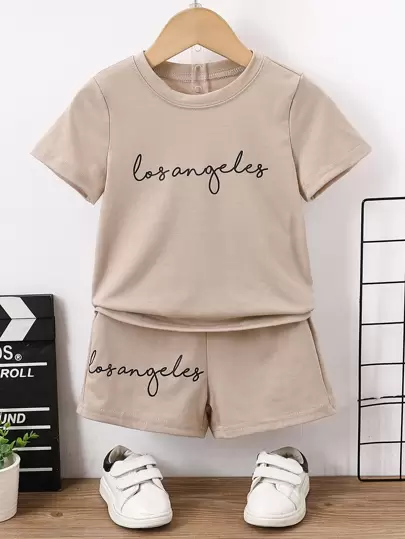 SHEIN 2pcs/Set Young Boy Loose Comfortable T-Shirt With Los Angeles Print And Shorts, Casual Cute Style Suitable For School, Party, Outdoor, Sports, Gentleman, Fits 4-7 Years Old Boys