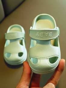 Girls Letter Graphic Cut Out Vented Clogs - Green - View 2