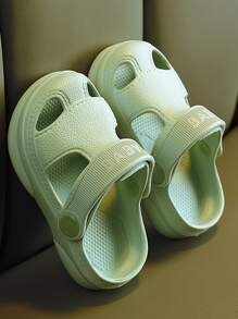 Girls Letter Graphic Cut Out Vented Clogs - Green - View 3