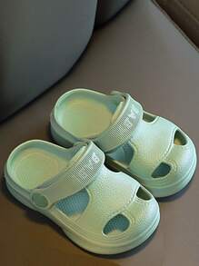 Girls Letter Graphic Cut Out Vented Clogs - Green - View 4
