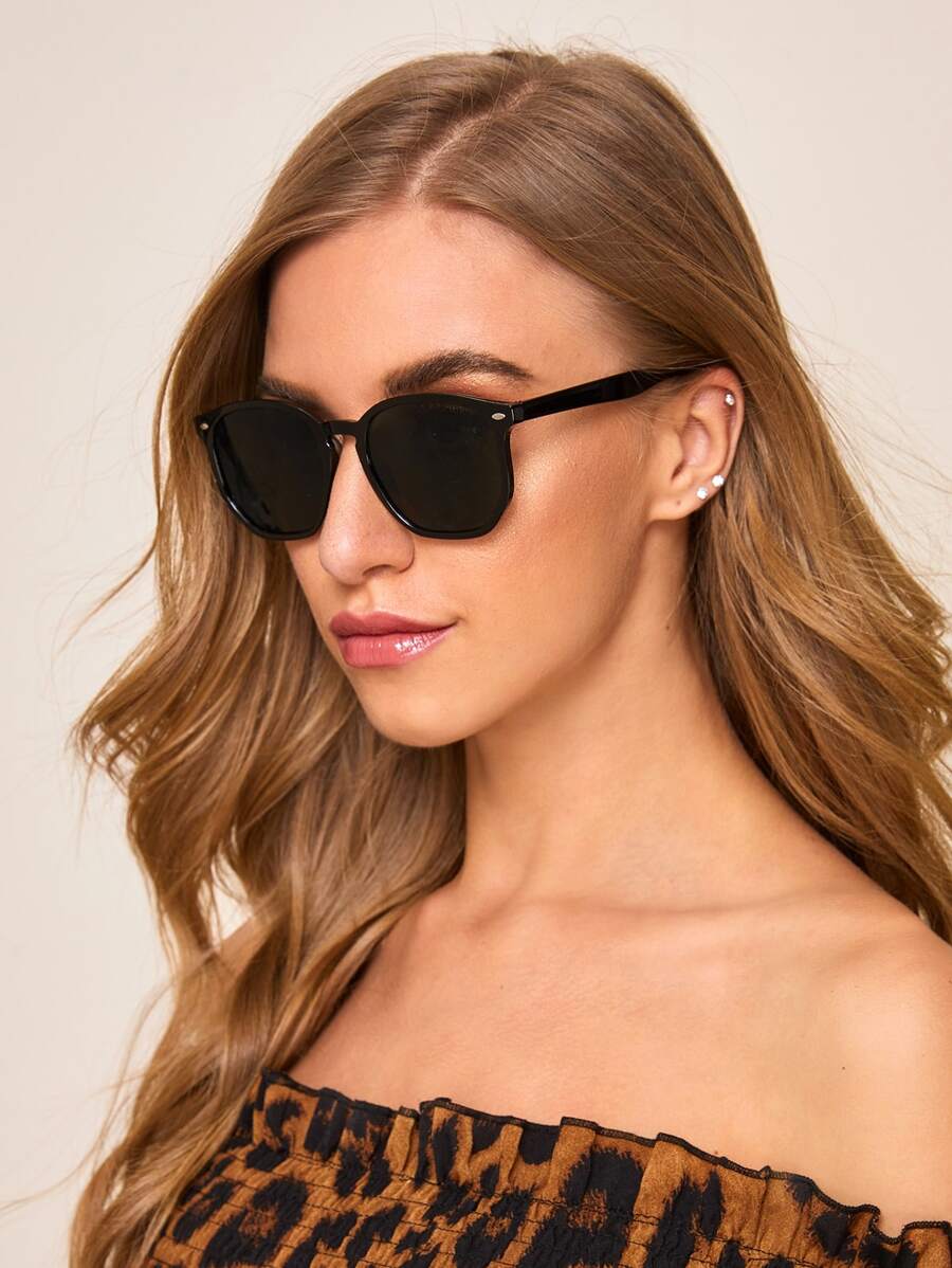 Rivet Decor Lentile Plano Ochelari de modă - Negru - Vizualizare 1