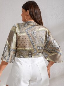 SHEIN VCAY 大碼印花落肩袖襯衫 - 卡其色 - 查看 2