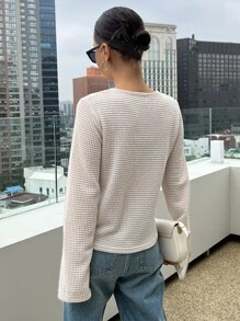 DAZY Chất rắn Vòng cổ Áo thun - Màu be - Xem 2