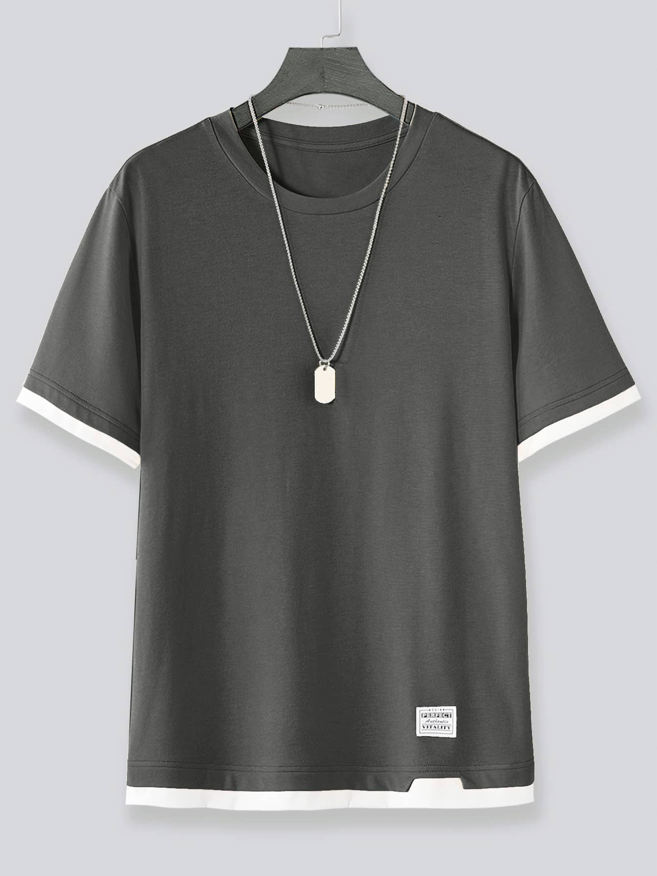 Manfinity Hypemode Homme T-shirt à applique lettre à bordure contrastante sans collier