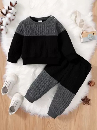 SHEIN Baby Boy Two Tone Textured Sweatshirt & Sweatpants