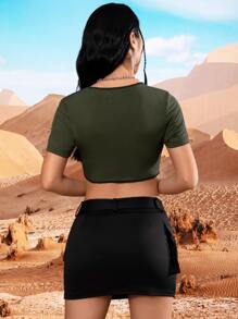 SHEIN Unity 西部風格金屬氣眼前繫帶短款T恤 - 軍綠色 - 查看 2