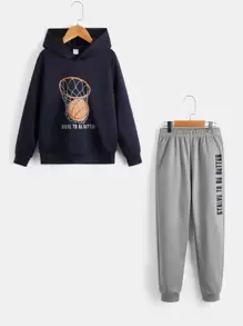 SHEIN Tween男孩籃球及標語圖形連帽衫和運動長褲