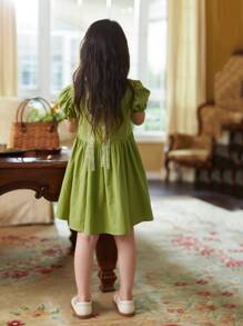 女小童夏天酪梨綠色泡泡袖洋裝甜美風圓領刺繡短袖復古風格孩子們公主裙 - 綠色 - 查看 2