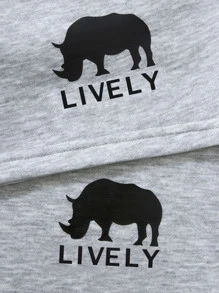 Manfinity Homme Men Letter & Cartoon Graphic Hoodie & Drawstring Waist Slant Pocket Track Shorts - Grey - View 4