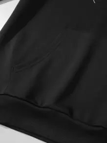 Manfinity EMRG Loose Fit Men's Letter Print Kangaroo Pocket Hoodie With Drawstring - Black - View 6