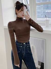 DAZY High Neck Form Fitted Tee