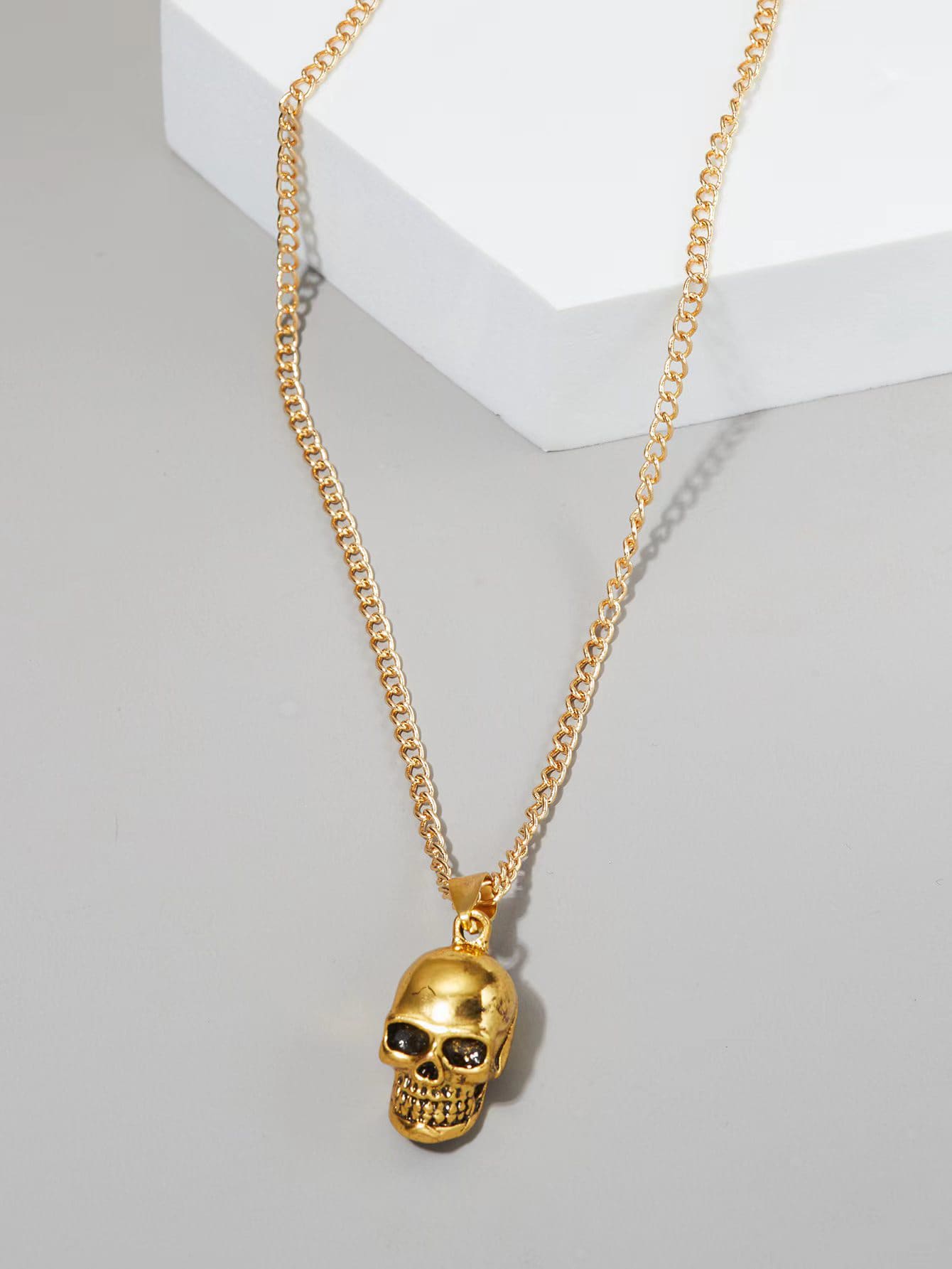 Fashionable and Popular Men Skull Charm Necklace Alloy for Vacation and for a Stylish Look - Yellow Gold - View 1