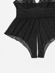 Classic Sexy Plus Cross Back Contrast Lace Crotchless Teddy Bodysuit