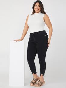 SHEIN Essnce Plus Size Solid Color Skinny Denim Jeans With Pockets - Black - View 5