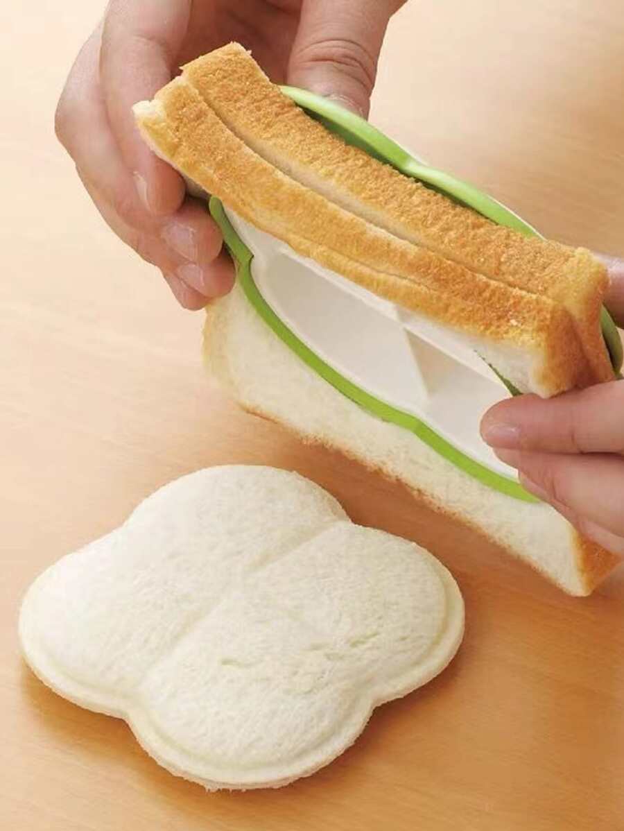 1pc White And Green Flower-Shaped Sandwich Bread Mold Baking Tool - Multicolor - View 1