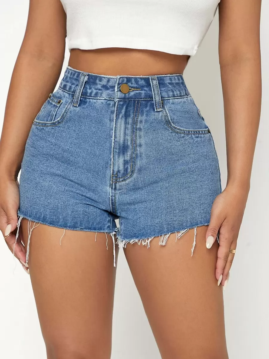 SHEIN PETITE 高腰毛邊緣牛仔短褲 - 淺色水洗藍 - 查看 1