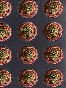 1pc Silicone Muffin Pan for Baking 24 Cups Non-Stick Mini Cupcake Pan, Silicone - Grey - View 5