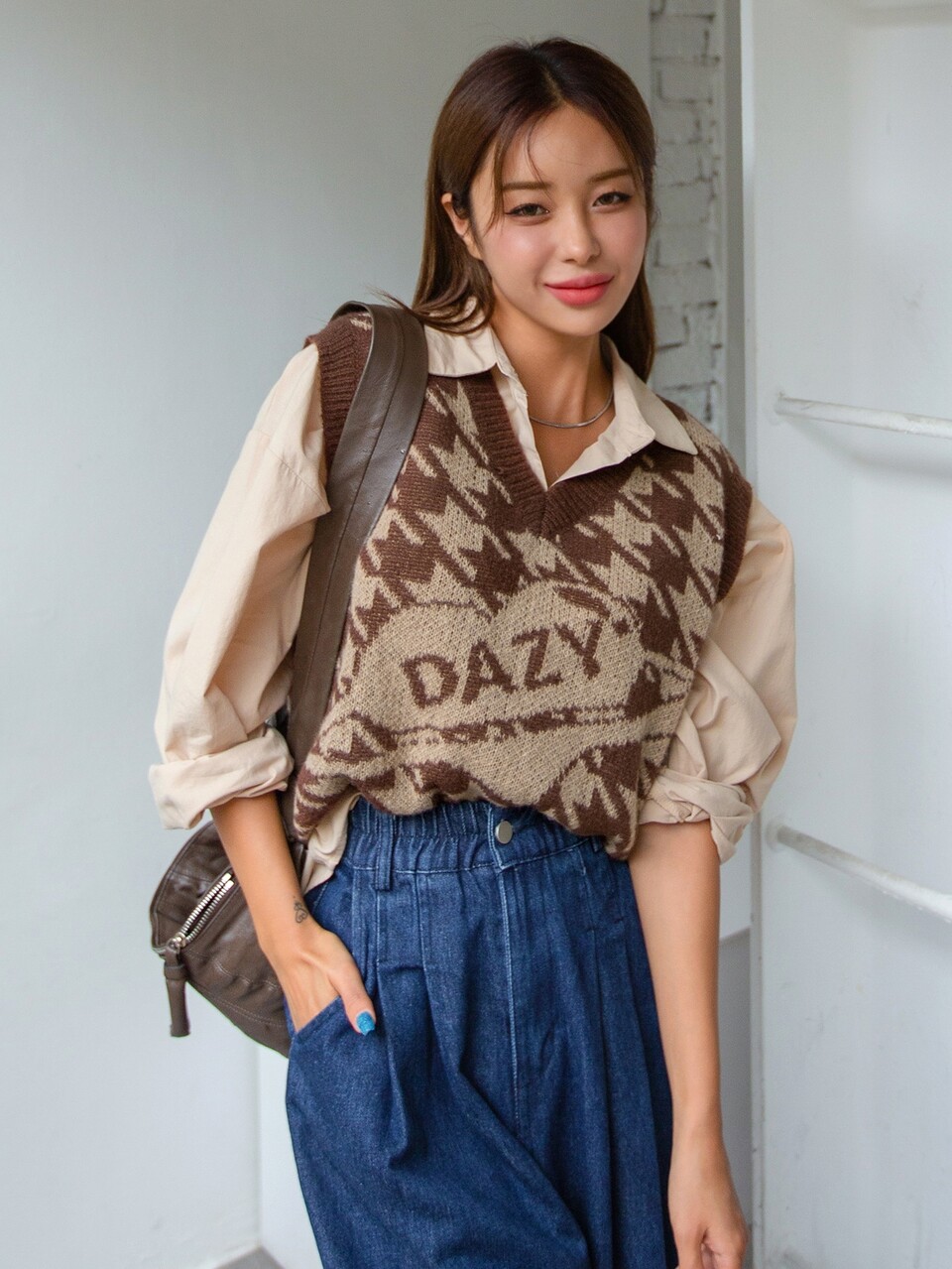 Letter & Houndstooth Pattern Sweater Vest Without Blouse