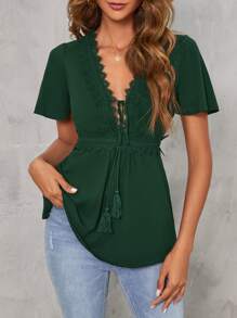 SHEIN Clasi Áo thun nữ Tương phản ren mép Thắt nơ trước màu trơn Thanh lịch - Màu xanh lá cây đậm - Xem 1