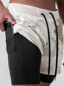 Manfinity Sport Corelite Boyfriend Style Men Graphic Print Drawstring Waist 2 In 1 Sports Shorts With Phone Pocket Gym Shorts - Multicolor - View 2