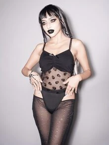 Top de tirantes gótico pecho con fruncido con malla jacquard en contraste - Negro - Ver 3