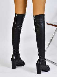 Chunky Heeled Zip Back Classic Boots - Black - View 3