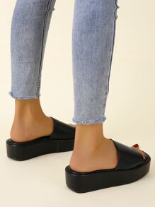 Single Band Flatform Slide Sandals - Black - View 2