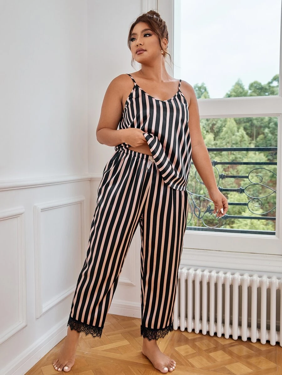 Bộ PJ / Bộ đồ ngủ có viền lông mi sọc Plus - Nhiều màu - Xem 1