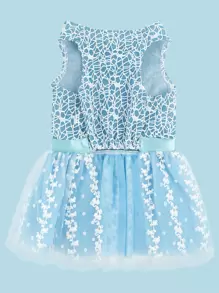 蝴蝶结装饰宠物礼服，适合小型犬参加婚礼、生日和派对。