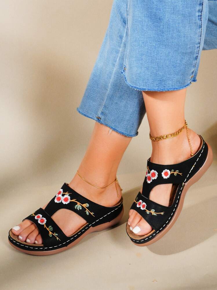 Fashion Black Sandals For Women, Floral Embroidery Wedge Slide Sandals - Black - View 5