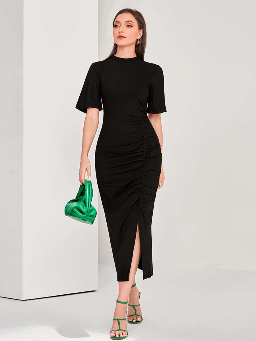 Modelyn 小高領褶邊下擺開叉洋裝 - 黑色 - 查看 1