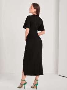 Modelyn 小高領褶邊下擺開叉洋裝 - 黑色 - 查看 2