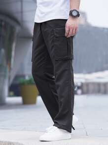 Manfinity Hypemode Men Patched Detail Flap Pocket Drawstring Waist Cargo Trousers - Black - View 5