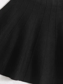 少女荷葉邊針織裙