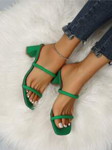 女士绿色粗跟凉鞋，优雅露趾高跟鞋，适合通勤，舒适的户外鞋