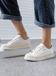 Letter Patch Decor Lace-up Front Canvas Shoes - White - View 3