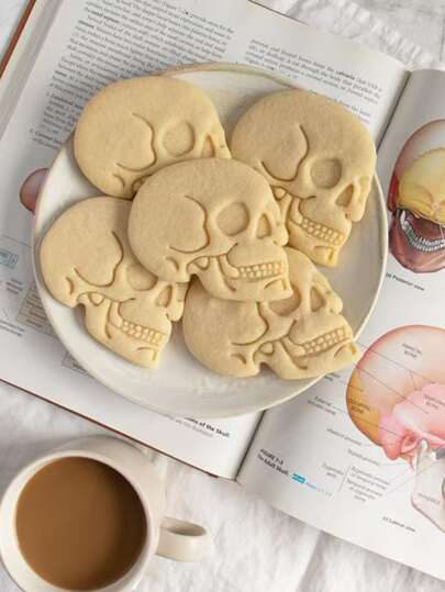 1pc Skull Design Cookie Stamp