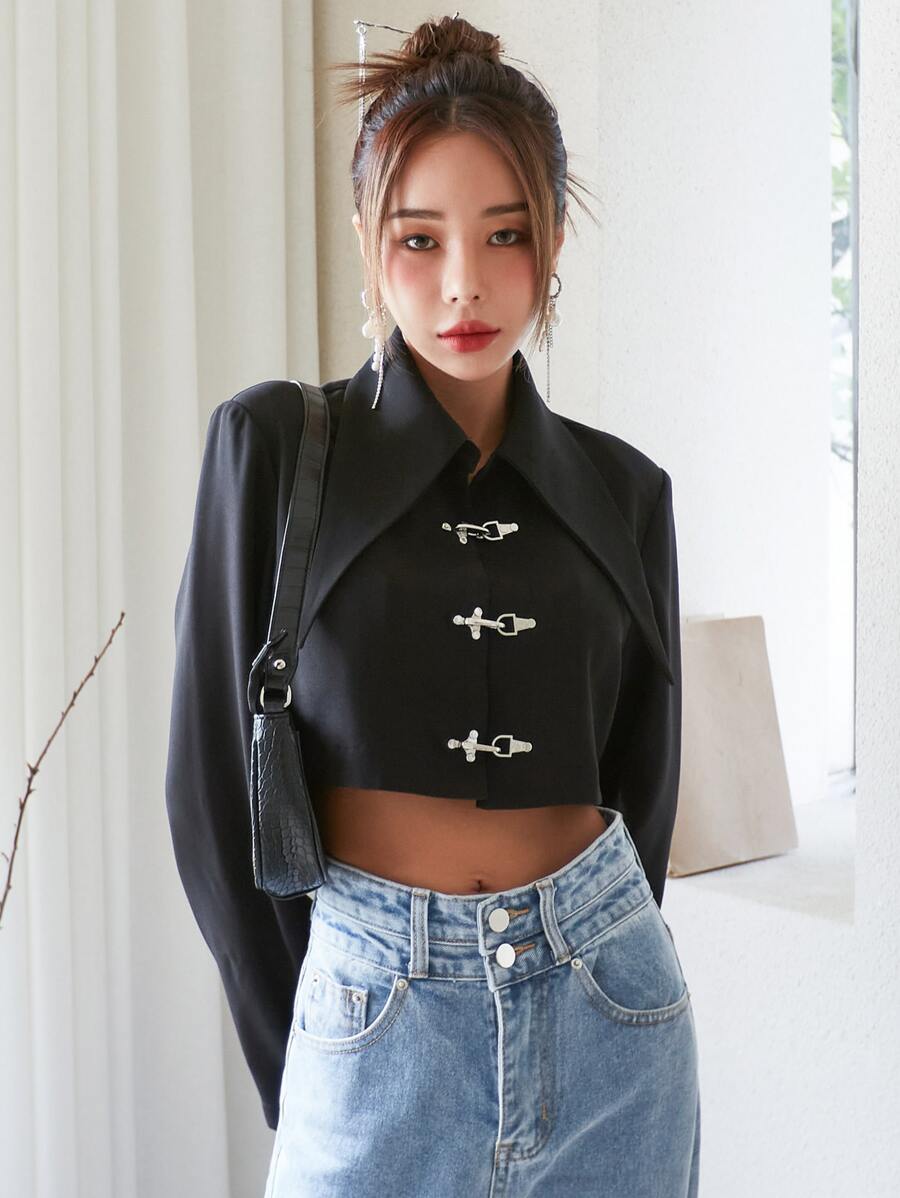 DAZY Chaqueta Corta Con Gancho Y Ojal - Negro - Ver 1