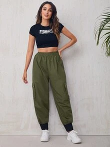 SHEIN Coolane Pantalones cargo con diseño de cadena con bolsillo lateral - Verde militar - Ver 5