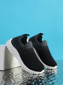 Boys Two Tone Slip On Running Shoes - Multicolor - View 4