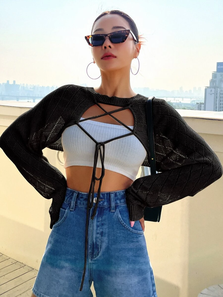 DAZY 1 chiếc áo crop top tay dài thắt nút chéo phía trước - màu đen - Xem 1