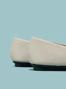 Fall/Winter Metal Decor Point Toe Flat Loafers - Beige - View 6