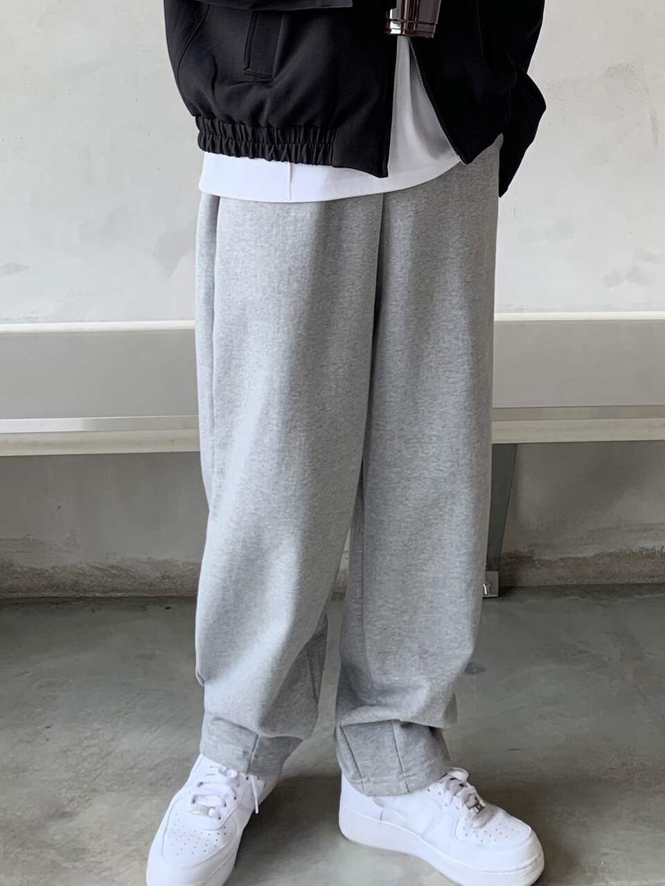 Men's Solid Color Pocket Straight Loose Casual Sweatpants