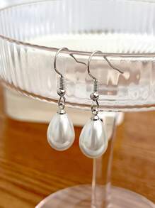 假珍珠水滴耳環 - 白色 - 查看 4